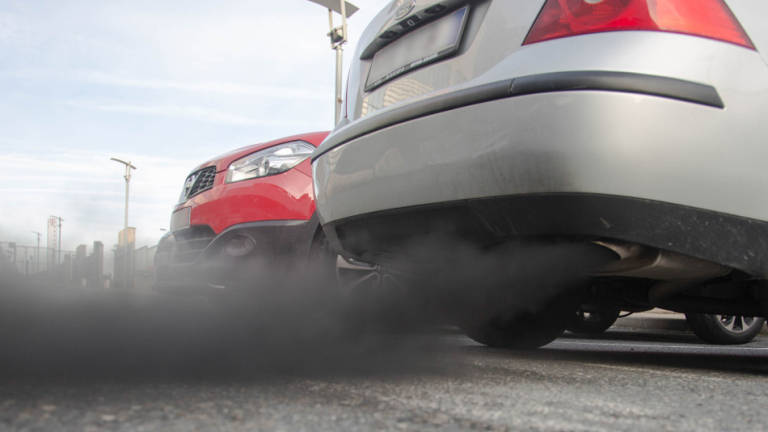 Desde hace 20 años no se cambia la normativa que controla la contaminación vehicular