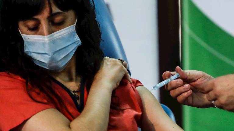 Argentina notificó 317 casos adversos en los vacunados con la rusa Sputnik V