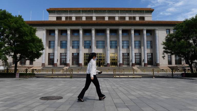 Parlamento chino llama a sus diputados para celebrar la victoria ante la pandemia