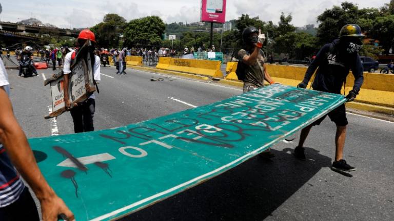 Venezuela: Otro joven muere en protestas contra Maduro