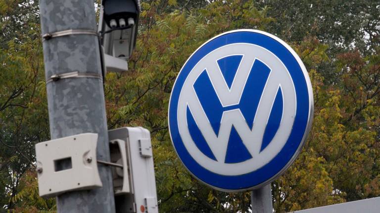 VW presenta plan para reparar los motores trucados