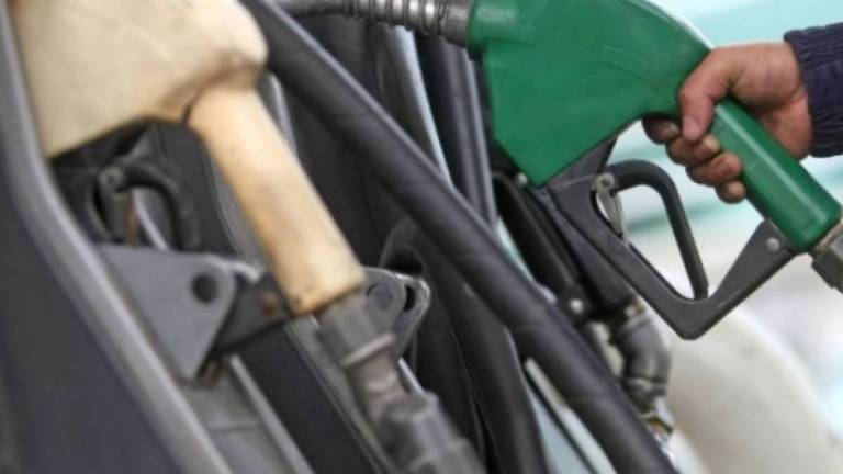 Fijan nuevos precios para los combustibles en el país