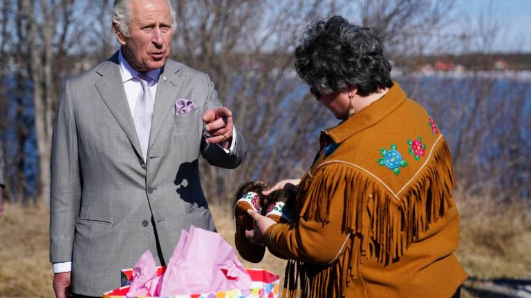 El príncipe Carlos reconoció el sufrimiento causado a los indígenas de Canadá