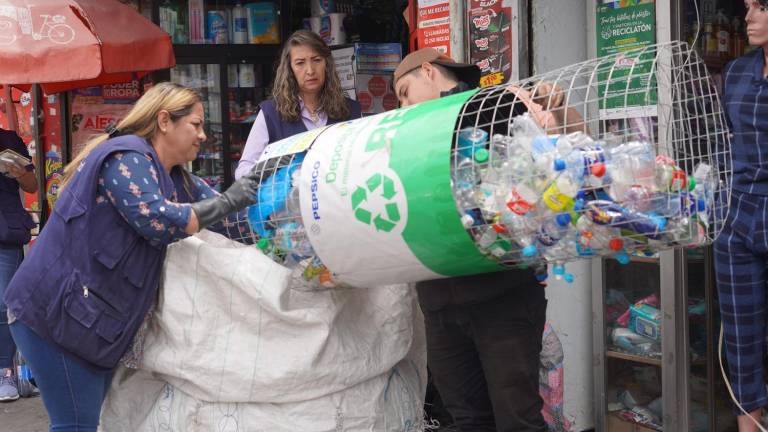Proyecto de reciclaje logra recuperar 10.000 botellas PET en Quito