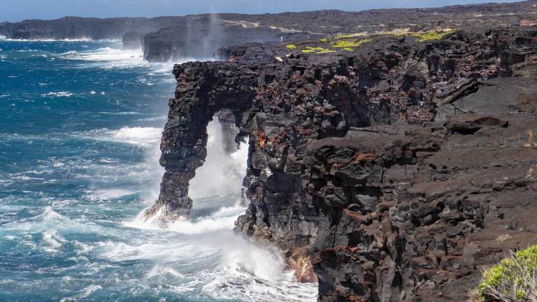 Colapsa el arco Hōlei en Hawái: qué confirmó el parque sobre la formación de 27 metros
