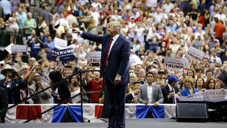 Donald Trump se da un baño de masas en Dallas