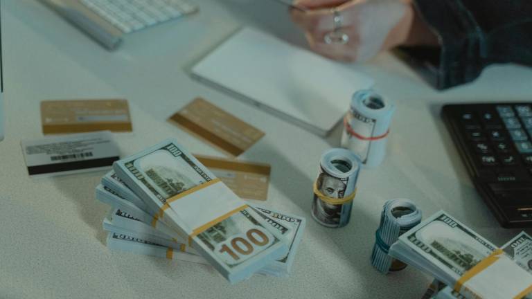 Los créditos en Ecuador crecen cada año, pero menos ecuatorianos tienen acceso