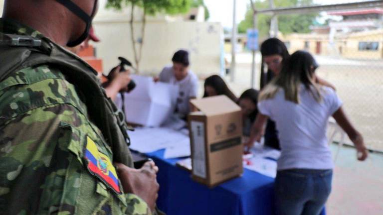 Sistema informático, instalación de Juntas y escrutinio son evaluados en el primer simulacro electoral