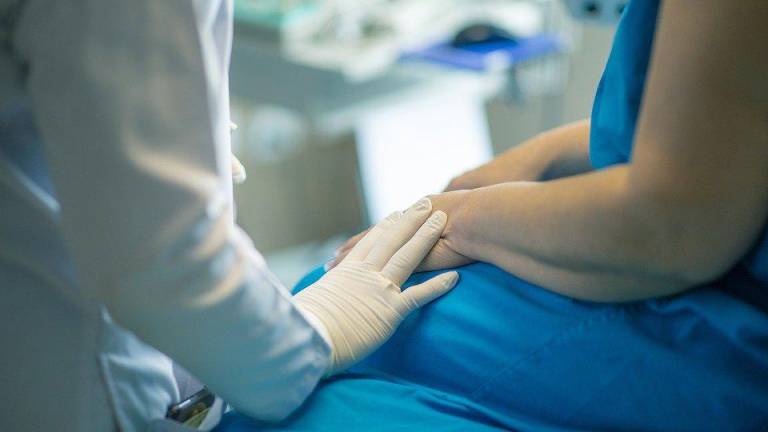 Presunto abuso sexual dentro de un hospital público de Manabí: un médico es sospechoso