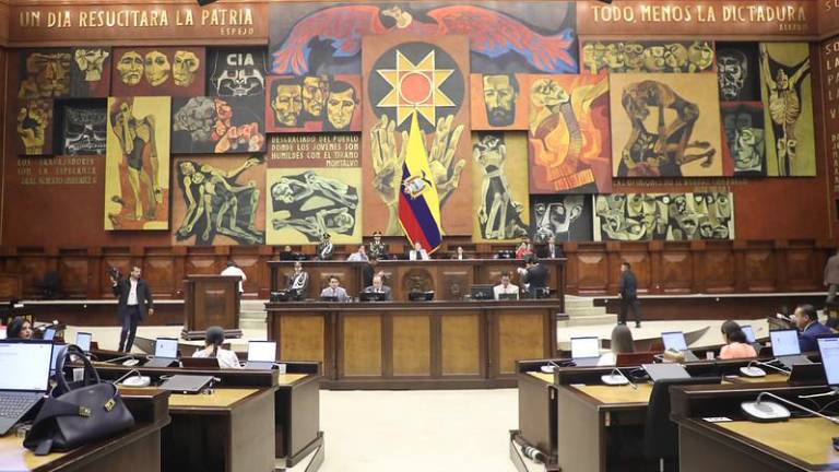 El documento contempla 34 proyectos de ley, agrupados en tres ejes estratégicos.