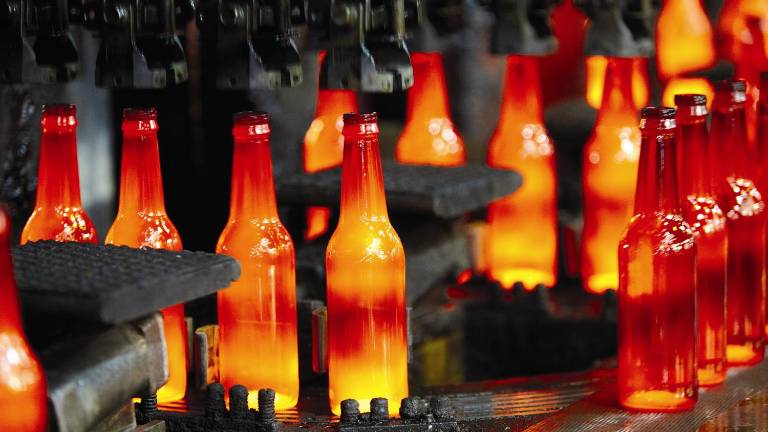 Impulsan iniciativa para preferir el consumo de envases retornables