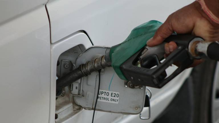 Gasolinas Ecopaís y Extra subirán de precio este 12 de septiembre en Ecuador