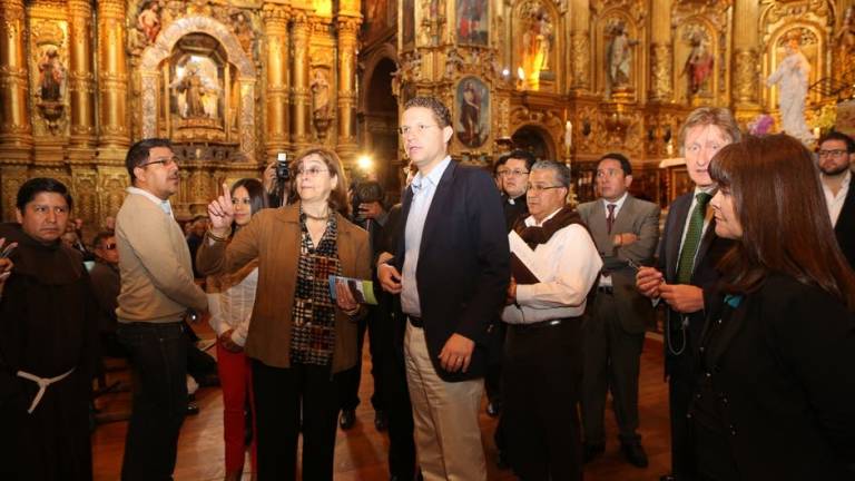 Quito destina un millón de dólares a los preparativos por la visita del Papa