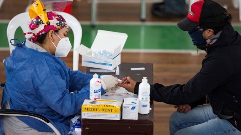Aumento permanente de contagios hace temer una segunda ola de COVID-19 en Quito