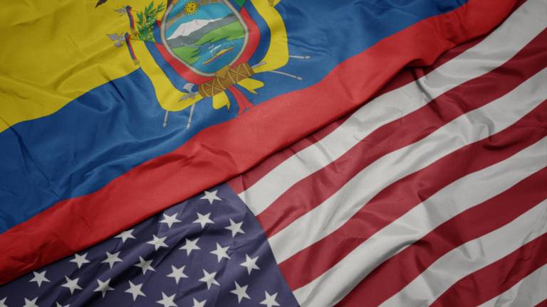 Ecuador y EE.UU. firman memorando para fortalecer a las Fuerzas Armadas