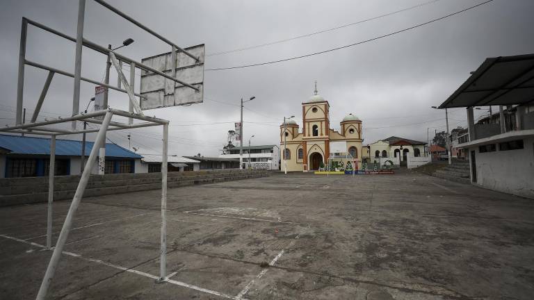 Así son los pueblos 'fantasma' de Ecuador: desiertos por la migración