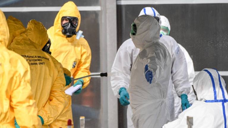 Científicos afirman que remedio chino tradicional combate el coronavirus