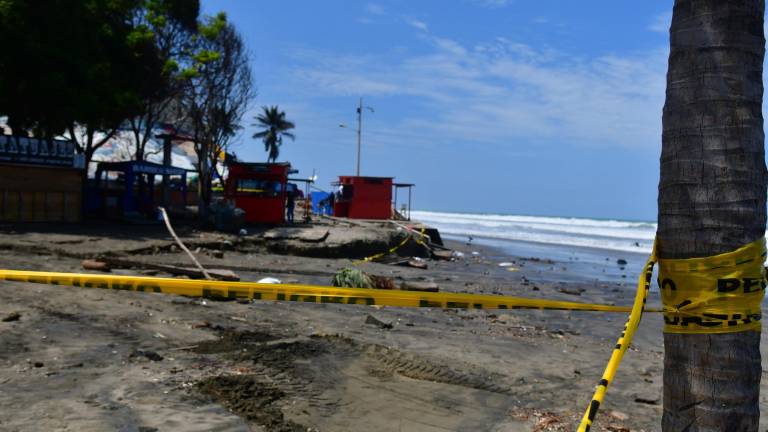 20241228143113-manta-oleaje-playas_1932257_20241229161353