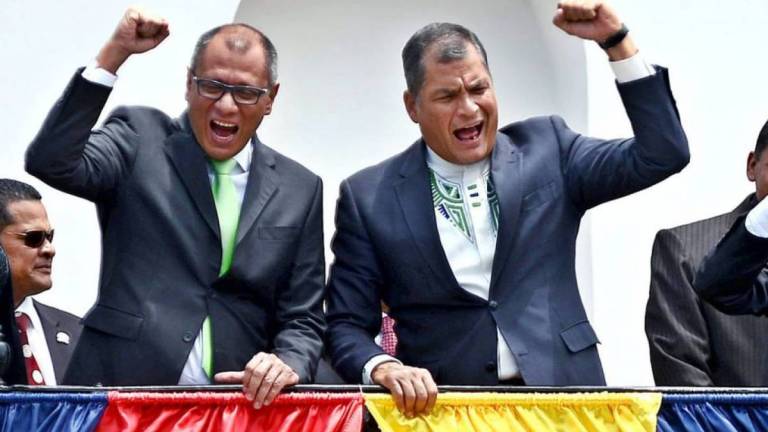 Rafael Correa y Jorge Glas pierden sus pensiones vitalicias
