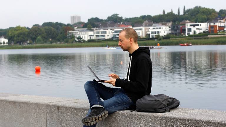 ¿Cómo conseguir trabajo en el exterior? Estas opciones están disponibles para ecuatorianos