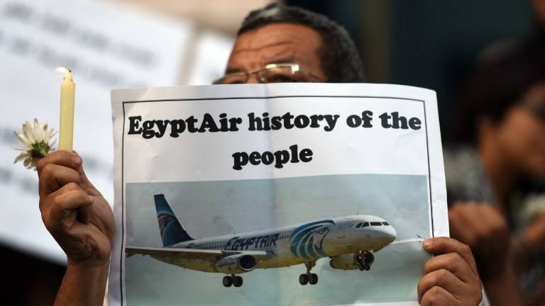EgyptAir: avión no tenía problemas al despegar de París