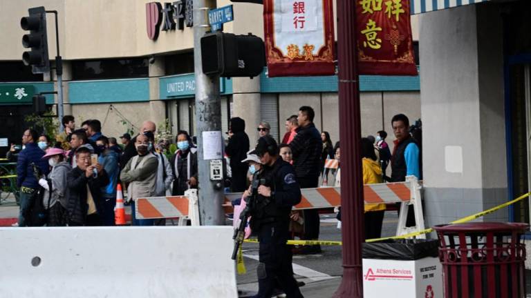 Tiroteo en California conmociona a un barrio chino: deja 10 muertos y el suicidio de su autor