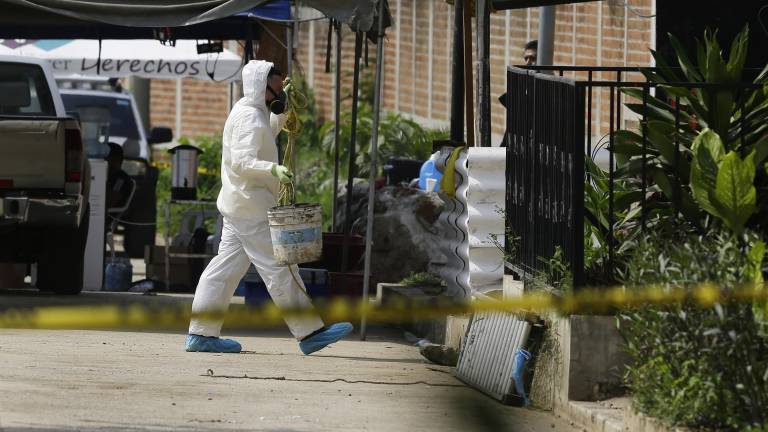 Encuentran restos de 14 personas en fosa común dentro de la vivienda de un expolicía