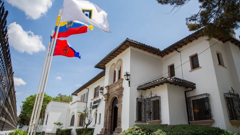 Ecuador recupera Academia Diplomática, cerrada por Correa
