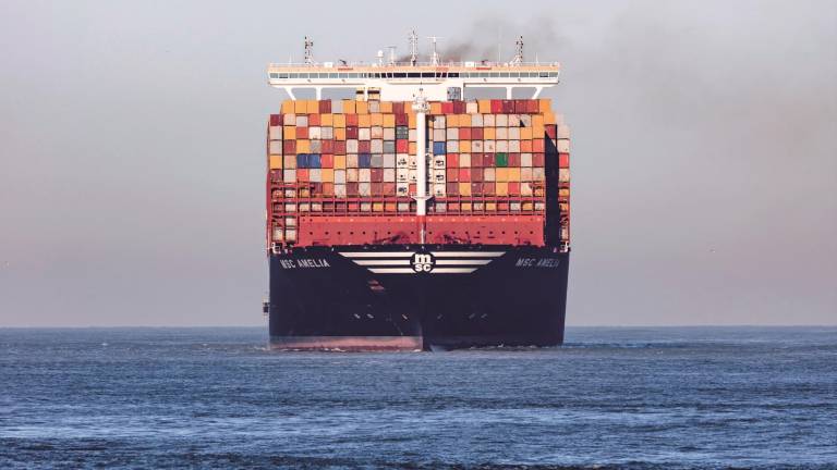 Regulación exige menos emisiones de óxido de azufre en los buques
