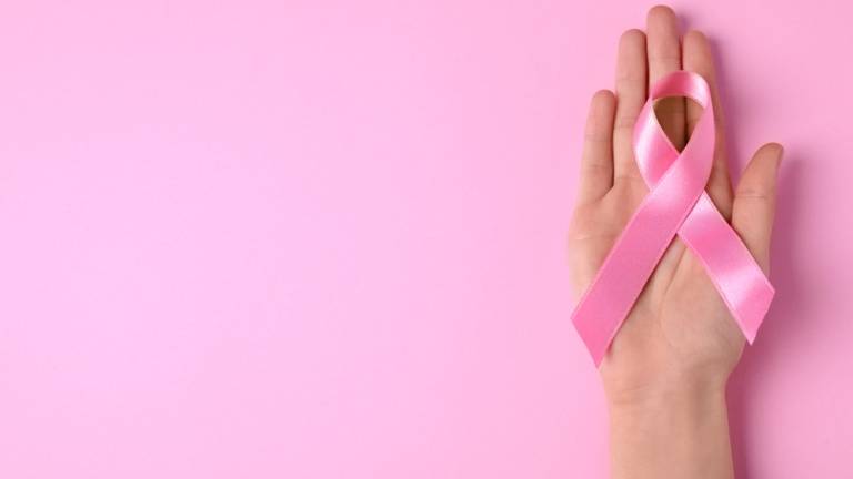 Científicos descubren material luminiscente que detecta el cáncer de mama