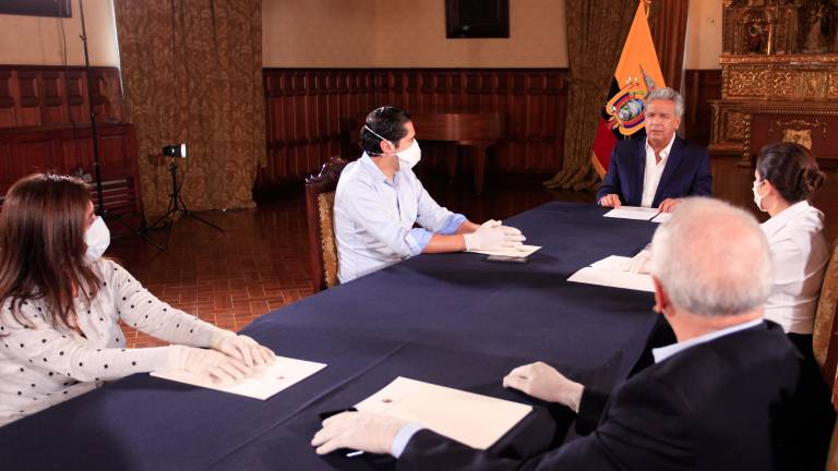 Tenedores de bonos aceptan renegociación de deuda