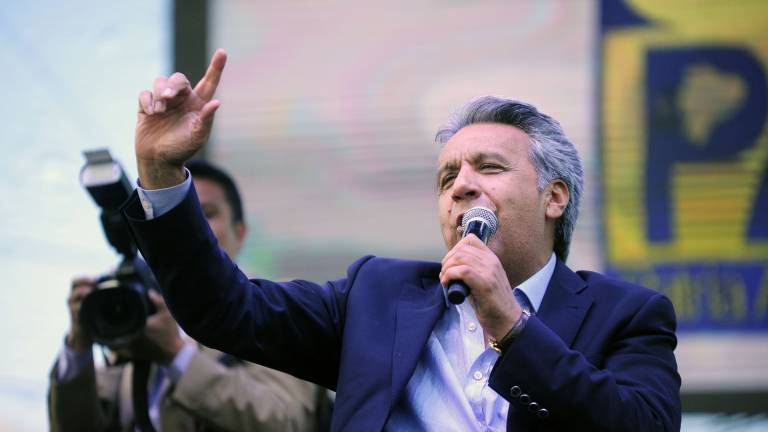 Lenín Moreno posterga su inscripción electoral