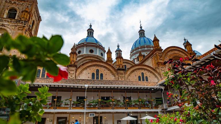 El centro histórico de Cuenca, el Parque Nacional Galápagos y el sombrero de paja toquilla son algunos de los patrimonios que nuestro país resguarda.