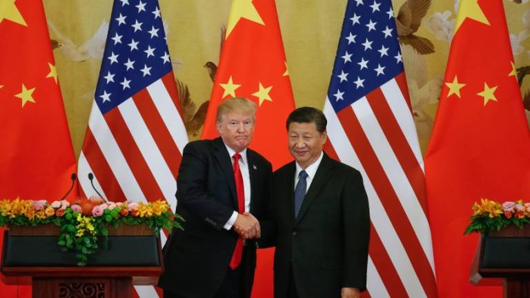 Trump tiene cuenta bancaria en China a pesar de declarase en una guerra comercial