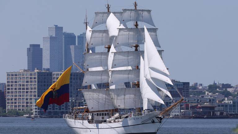 El Buque Escuela Guayas llevó la imagen de Ecuador a Nueva York durante las celebraciones por la Independencia de EE.UU.