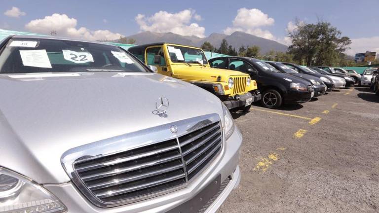 Inmobiliar subasta 89 vehículos como medida de austeridad