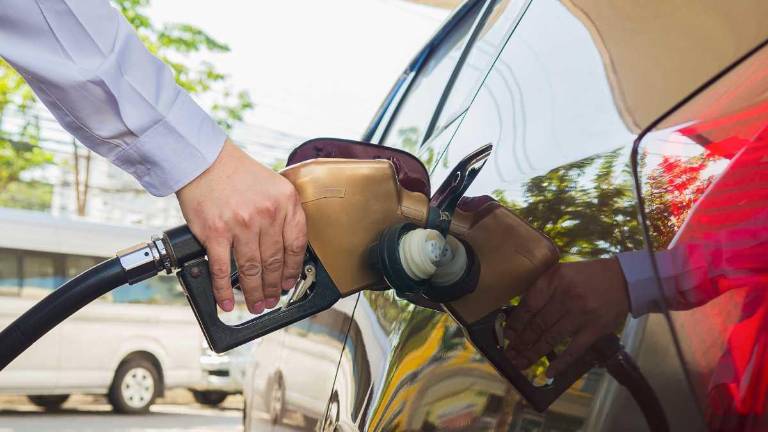 Así puedes calcular el consumo de combustible de tu auto en Ecuador