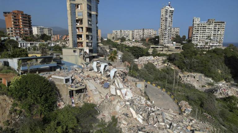 Unos 1.000 muertos y más de 50.000 desaparecidos dejan terremotos en Venezuela