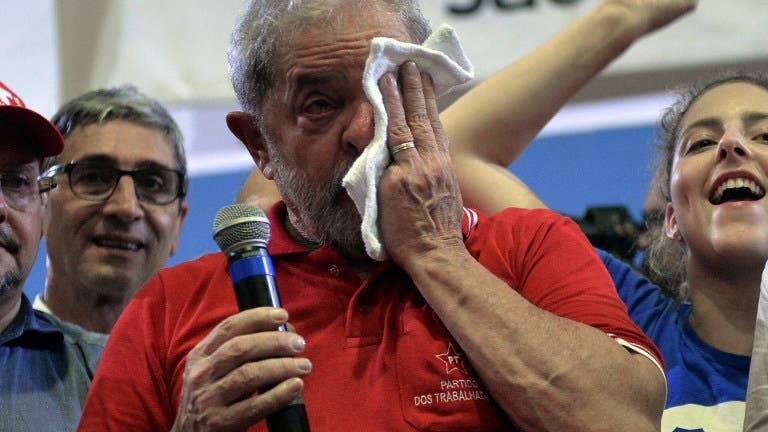 Lula se blinda de investigación al aceptar Ministerio