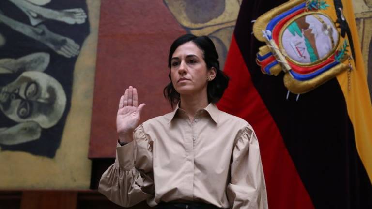 María Alejandra Muñoz es posesionada como Vicepresidenta de la República: &quot;es tiempo de paz, de prudencia y paciencia&quot;