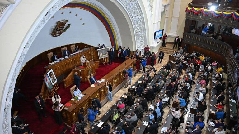 Asamblea venezolana aprueba ley que castiga con 20 años de cárcel a quien apoye 'piratería' de EE.UU.
