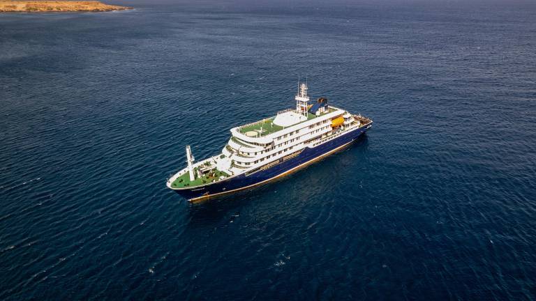 Alerta por hantavirus: Autoridades buscan a pasajeros de un vuelo que tomó una de las contagiadas en crucero