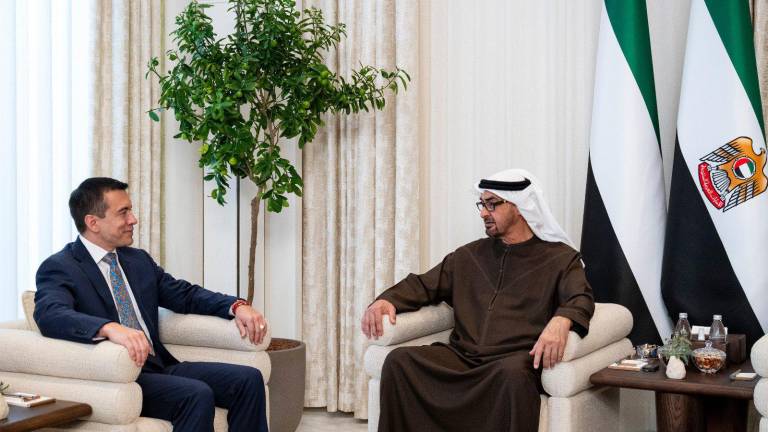 El Presidente del Ecuador, Daniel Noboa, junto al jeque Mohamed bin Zayed Al Nahyan, presidente de los Emiratos Árabes Unidos.