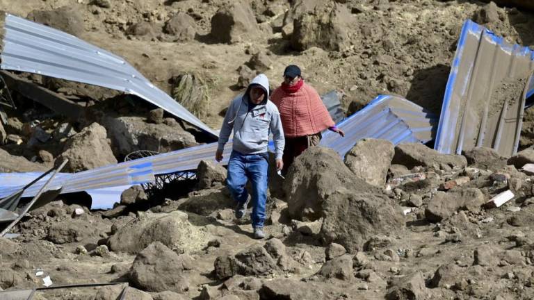 Ascienden a 21 los muertos y a 72 los desaparecidos por el alud en Alausí