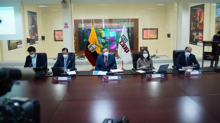 COE anuncia medidas más flexibles: elimina semáforo epidemiológico, abre frontera con Perú, entre otras