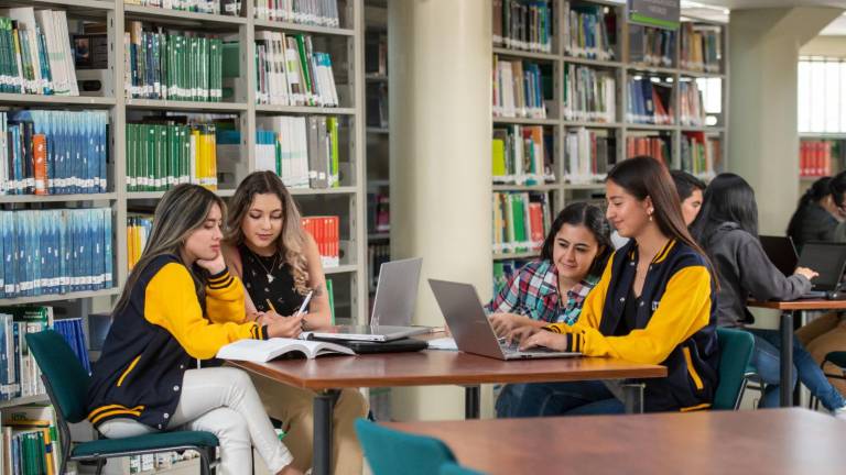 La educación virtual gana terreno en Ecuador, pero ¿prepara para las exigencias del mercado laboral?