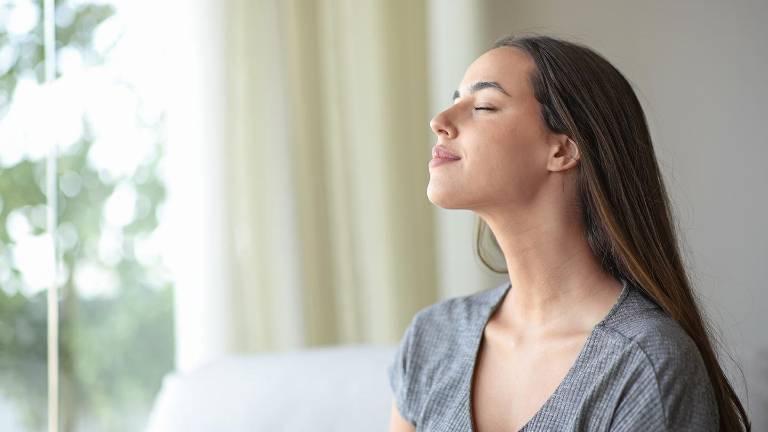 La brújula de las emociones: Guía para entender la salud mental femenina