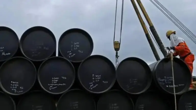 Petroecuador venderá 16,2 millones de barriles de crudo a Perú por USD 1.652 millones