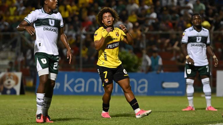 Erick Mendoza jugando la Copa Ecuador con Barcelona SC.