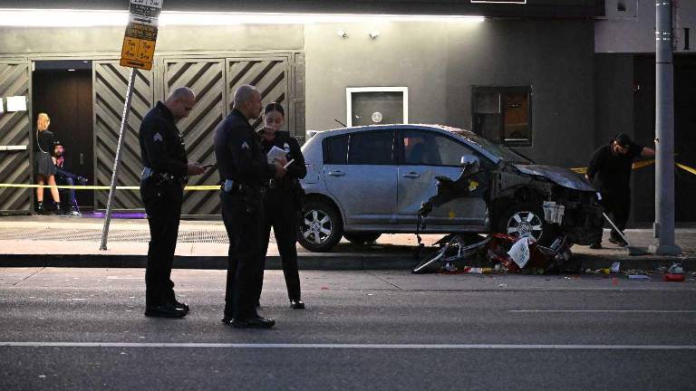 Conductor atropella a 30 personas en Los Ángeles, luego de una pelea en un club nocturno